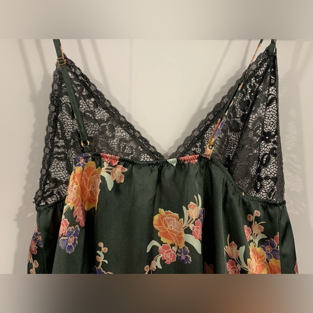 Excellent condition, Chelsea28 Nordstrom "Exotic Floral" Babydoll, Size Medium - Picture 5 of 8